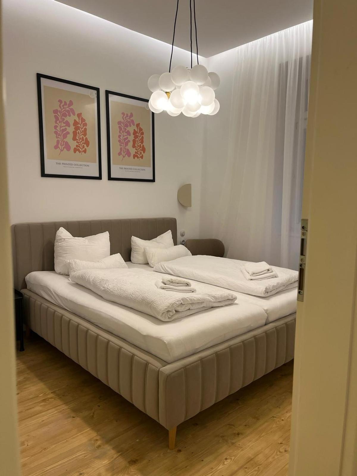 Apartma Jasmina 1907 Karlovy Vary Ngoại thất bức ảnh